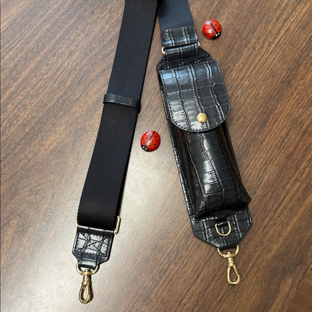 NIB Bandolier Lana Glasses Adjustable Crossbody Strap in Black Croc/Gold 🌷